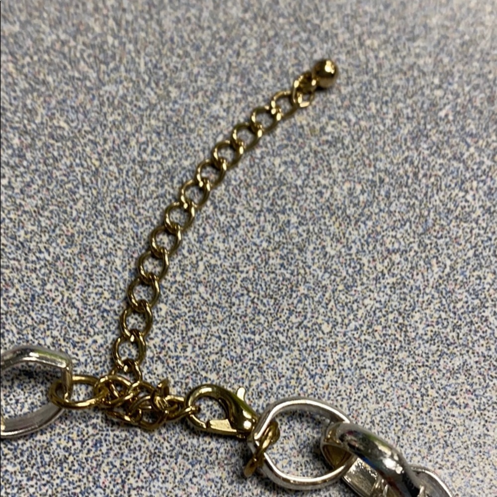 Necklace - Picture 2 of 4